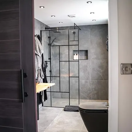 Modern&luxury House Near Centre