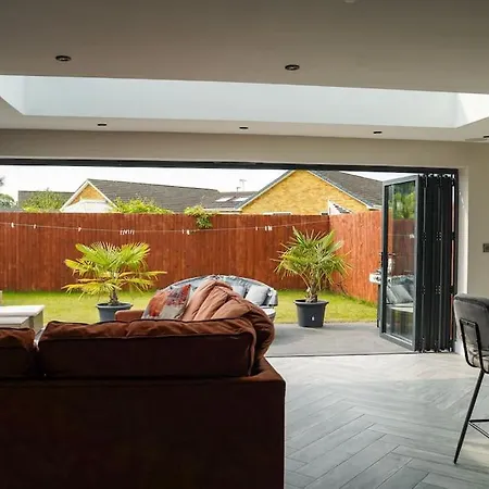 Modern&luxury House Near Centre