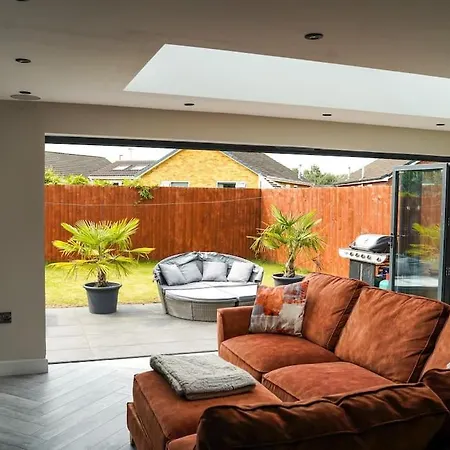 Modern&luxury House Near Centre