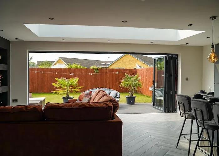 Modern&luxury House Near Centre